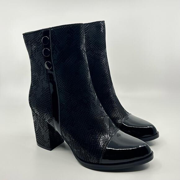 May Queen WMNS EU38 Black Snakeskin Patent Leather Cap Toe Ankle Booties US7.5 - Picture 1 of 8